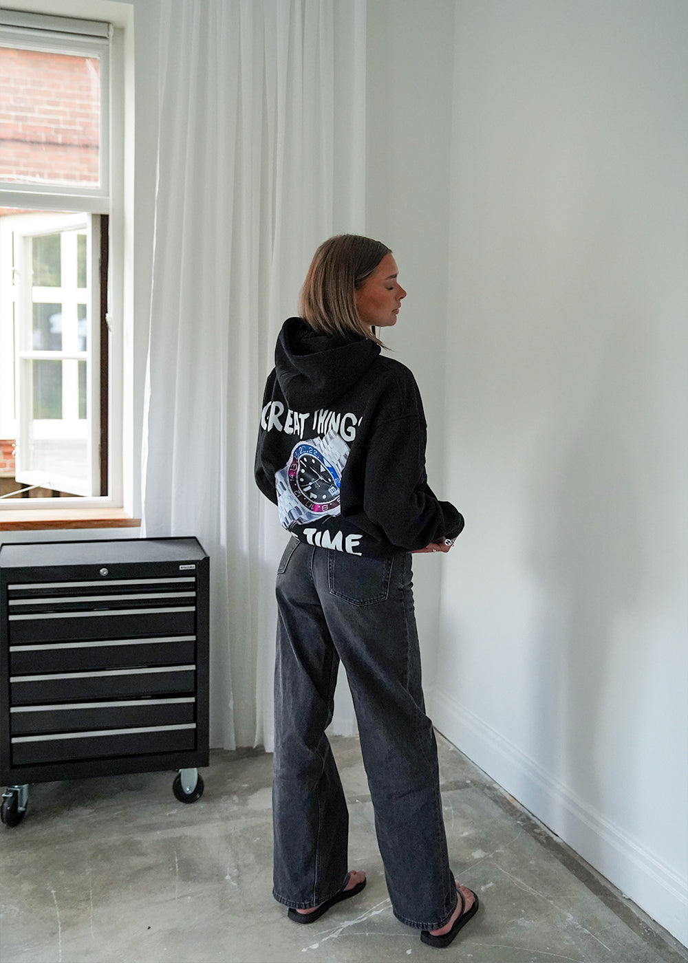 "Great Things Take Time" Hoodie Black
